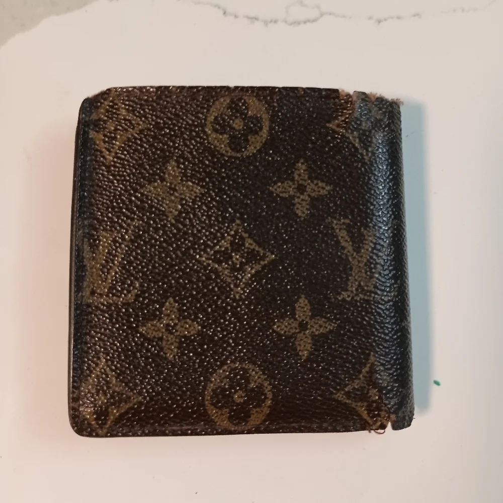 Authentic LOUIS VUITTON Monogram Canvas Leather Marco Bifold Wallet
